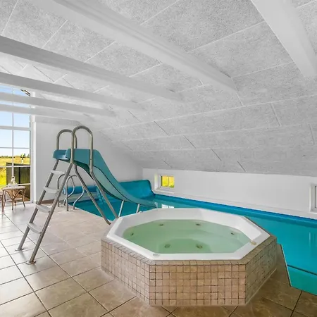 Prázdninový dům Joseline - 1-8km From The Sea By Interhome *