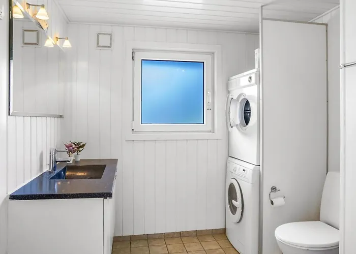 Joseline - 1-8km From The Sea By Interhome *